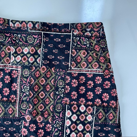 Hollister Printed Mini Skirt - Picture 2 of 5